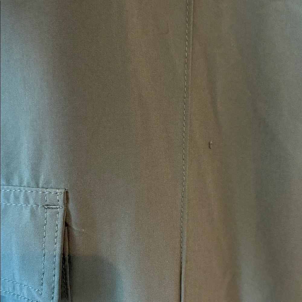 Athleta Green Cargo Pants - Picture 3 of 4